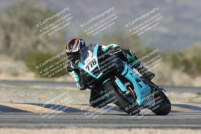 media/Jan-15-2026-Racers Edge (Thu) [[dfebeb70ab]]/2-A Group/Session 5 (Turn 5)/